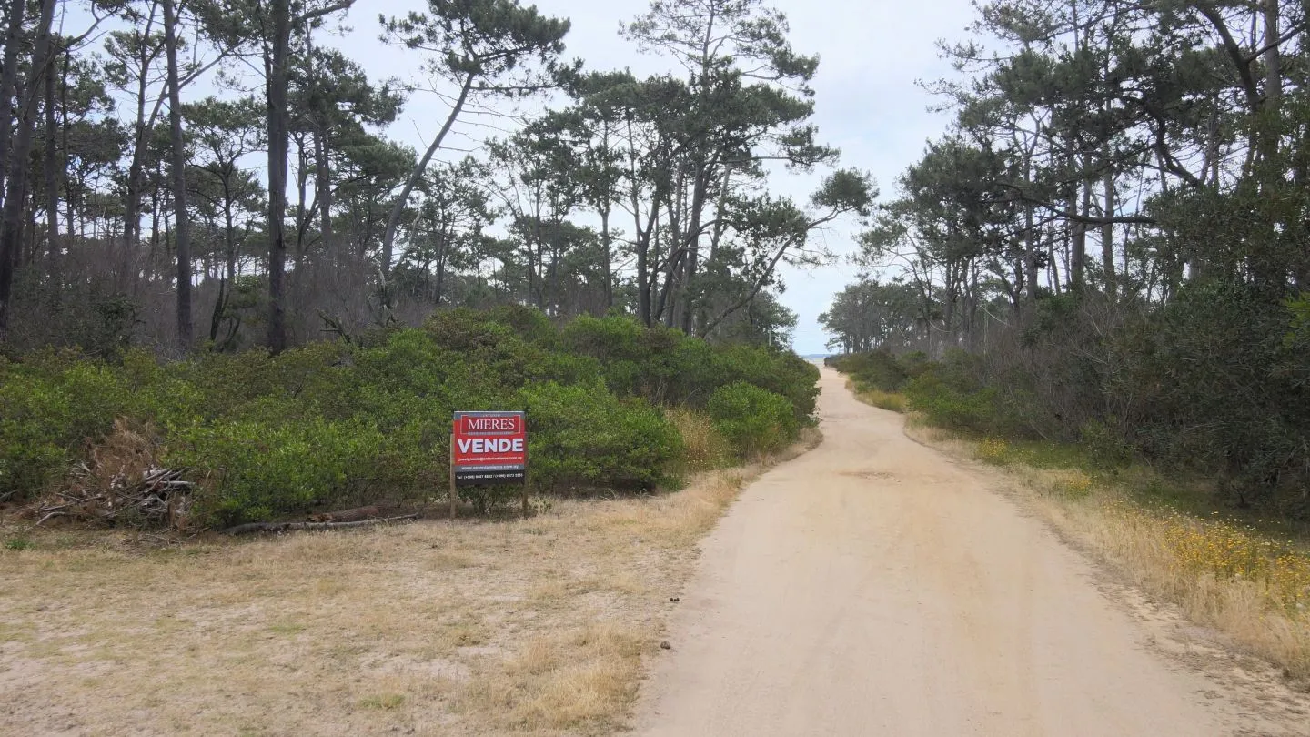 Venta de terreno esquinero 900m2 en El Caracol — foto 4