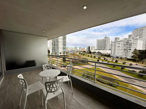 Venta apartamento 2 dormitorios- Playa Mansa