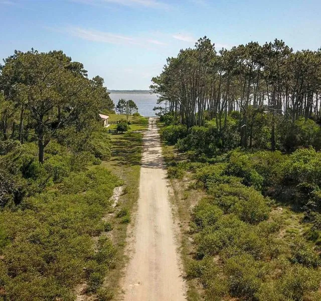 Terreno en Laguna Garzon — foto 1