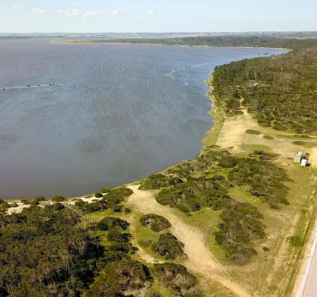 Terreno en Laguna Garzon — foto 6