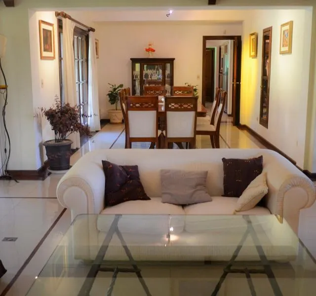 Venta casa 6 dormitorios - Beverly Hills — foto 9