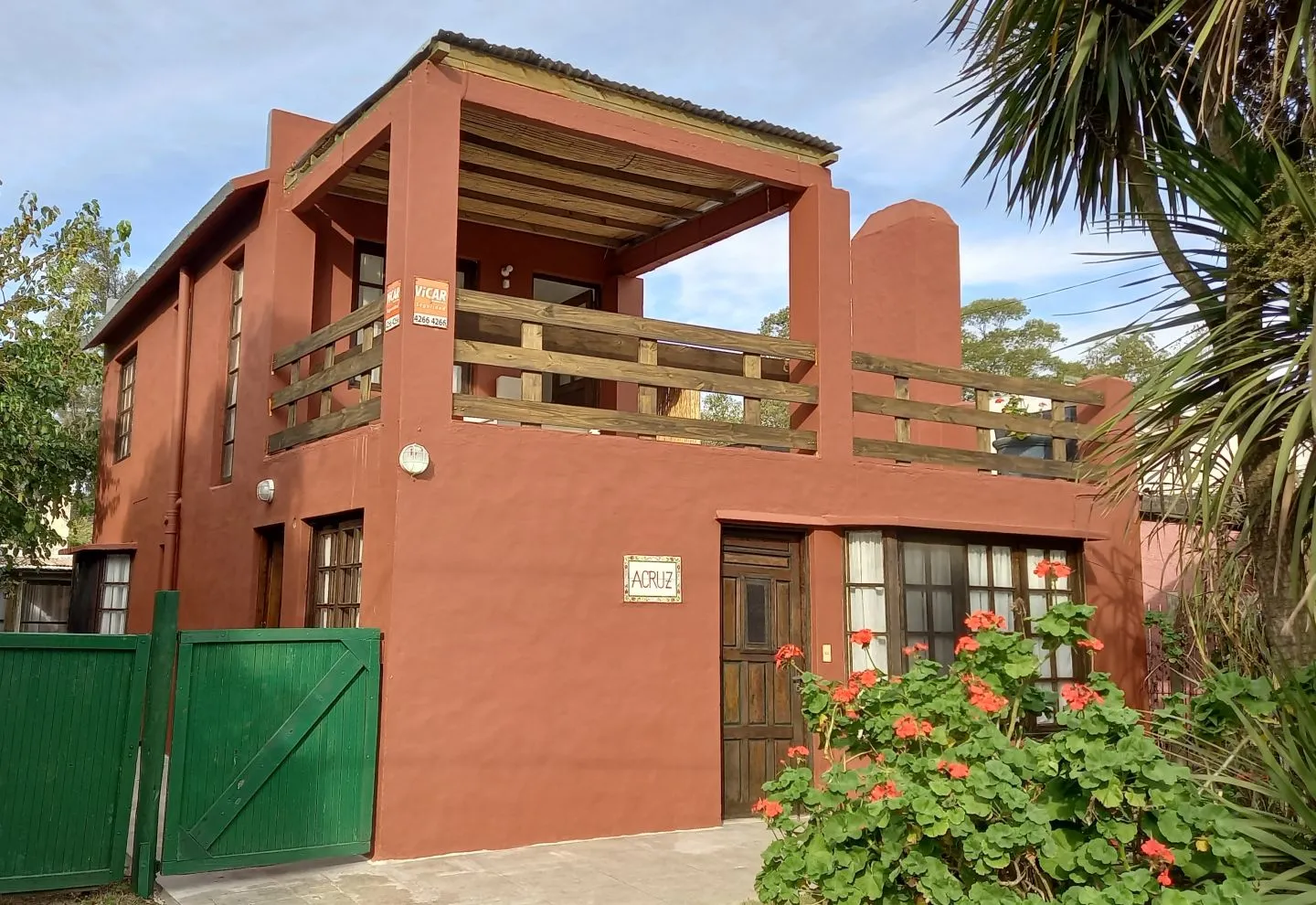 VENTA DE CASA DE 3 DORMITORIOS EN EL TESORO — foto 1