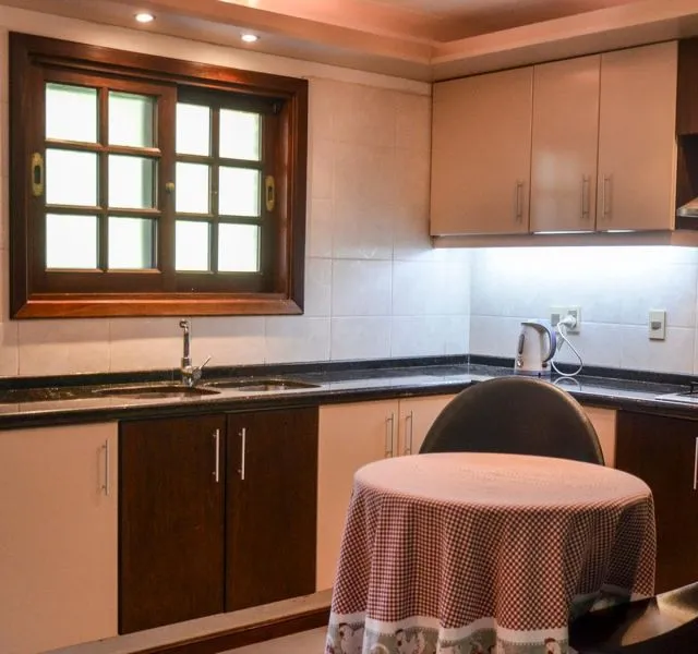 Venta casa 6 dormitorios - Beverly Hills — foto 13