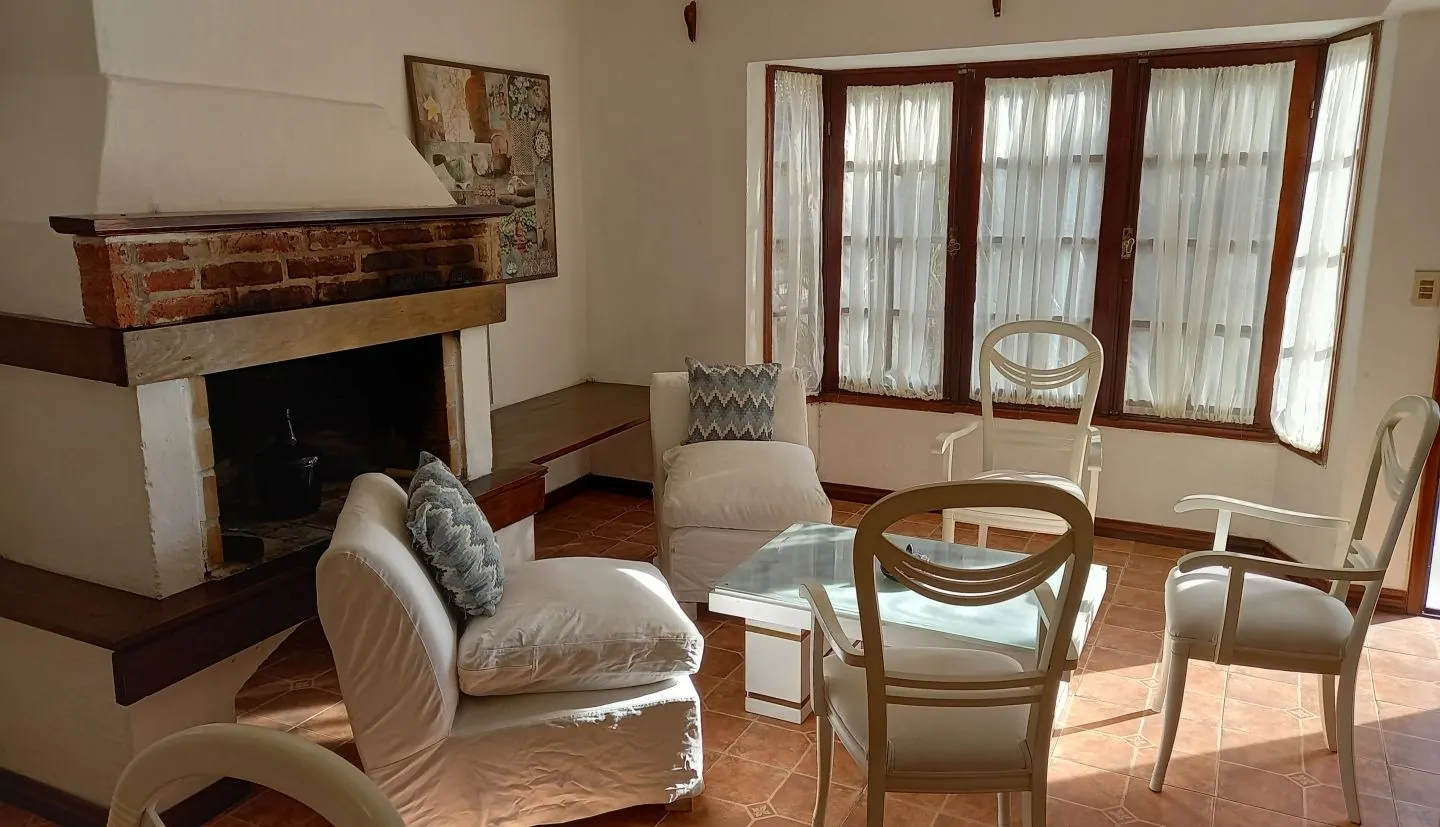 VENTA DE CASA DE 3 DORMITORIOS EN EL TESORO — foto 5