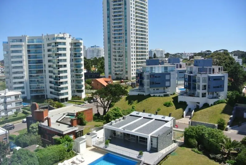 Alquiler temporal apartamento - Playa Brava — foto 3