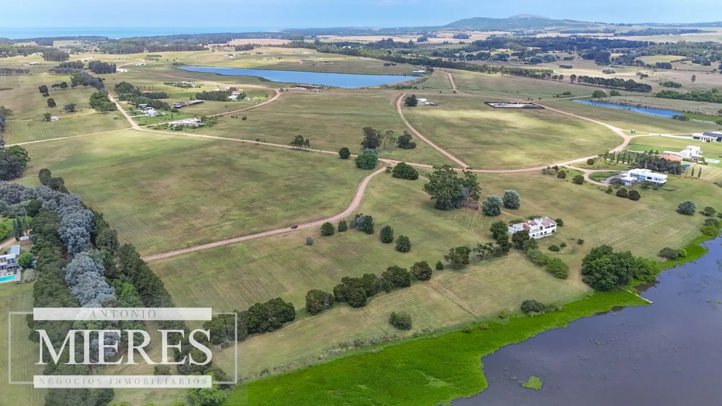 Venta lote - Barrio Privado Laguna de los Cisnes — foto 8