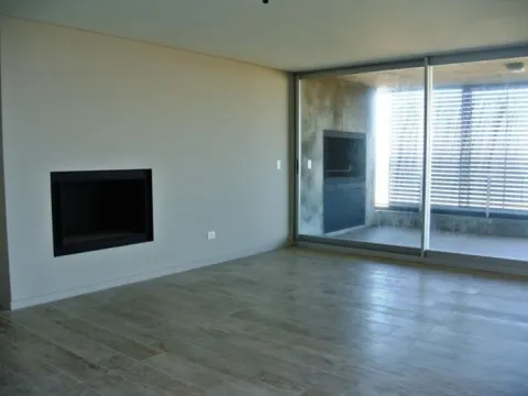 Venta apartamento 3 dormitorios - Playa Mansa — foto 2