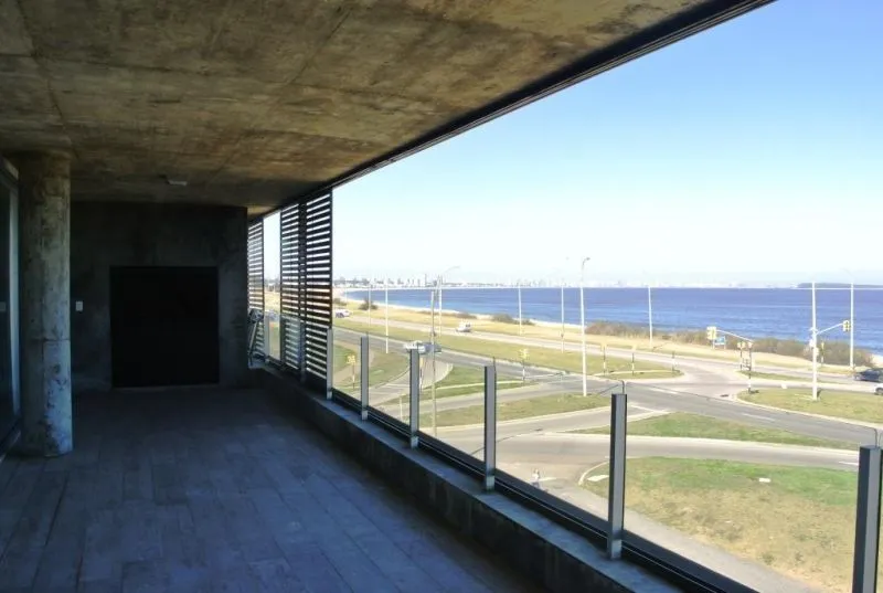 Venta apartamento 3 dormitorios - Playa Mansa — foto 5