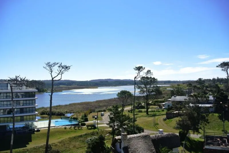 Venta apartamento 3 dormitorios - Playa Mansa — foto 19
