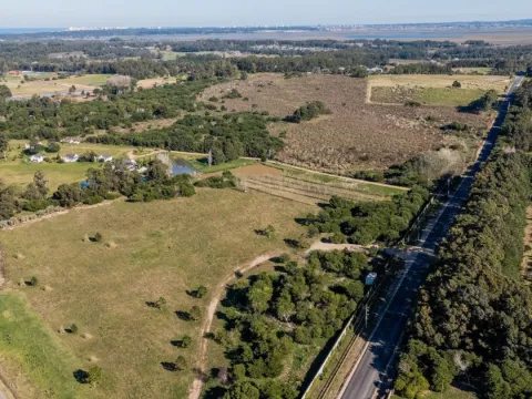 VENTA DE CHACRA 5 HAS MB UBICACION EN ZONA GOLF DE LA BARRA — foto 2