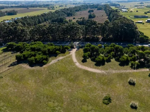 VENTA DE CHACRA 5 HAS MB UBICACION EN ZONA GOLF DE LA BARRA — foto 3
