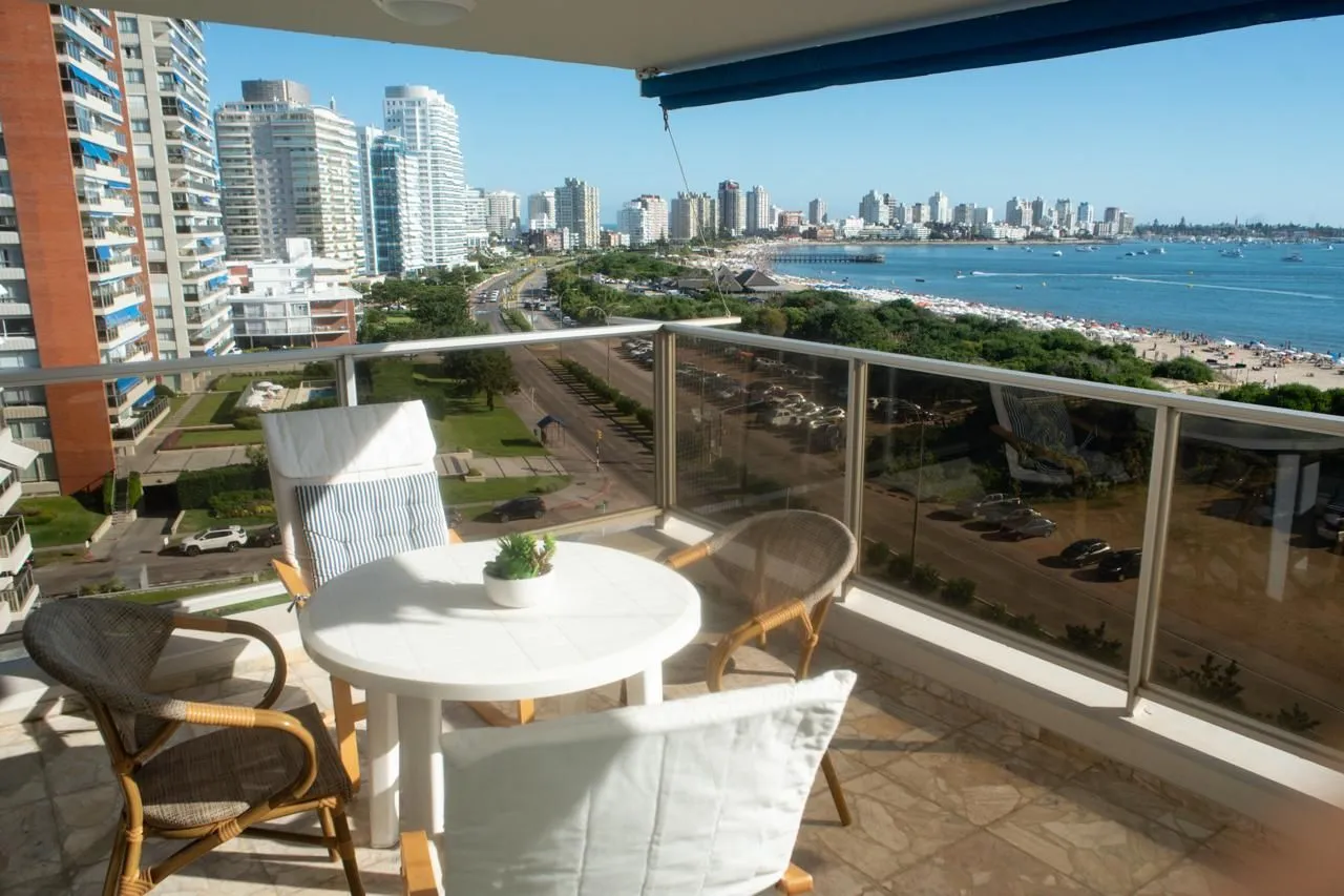 Alquiler temporada apartamento 3 dormitorios - Mansa — foto 1