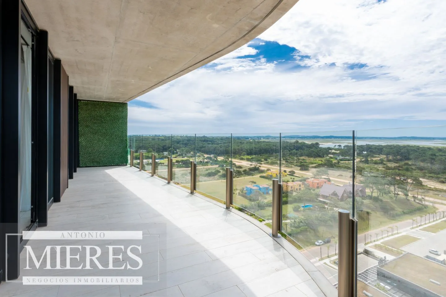 Venta apartamento 2 dormitorios- Torre Surfside — foto 7