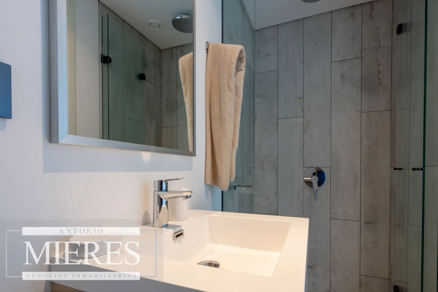 Venta apartamento 2 dormitorios- Torre Surfside — foto 13