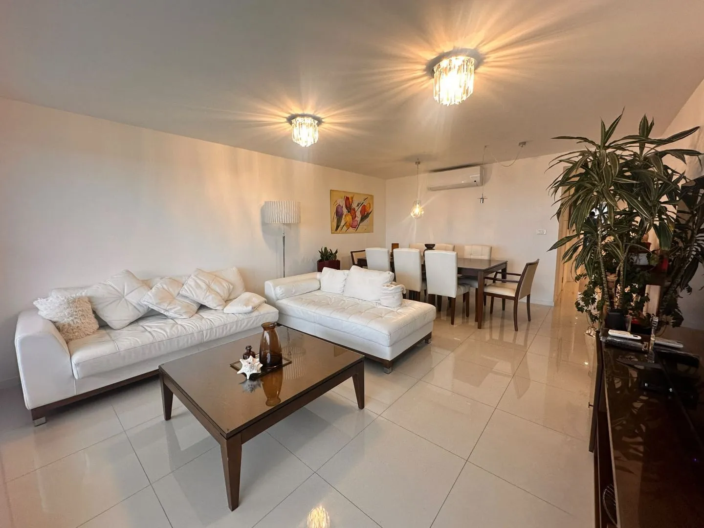 Venta apartamento 2 dormitorios - Playa Mansa — foto 2