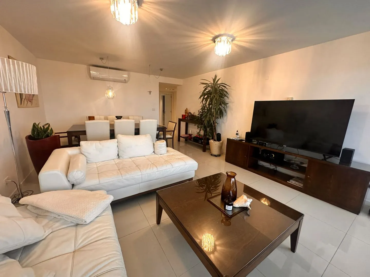 Venta apartamento 2 dormitorios - Playa Mansa — foto 3