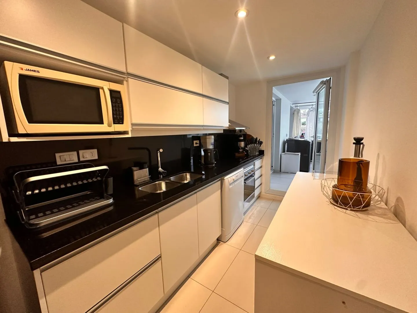 Venta apartamento 2 dormitorios - Playa Mansa — foto 4