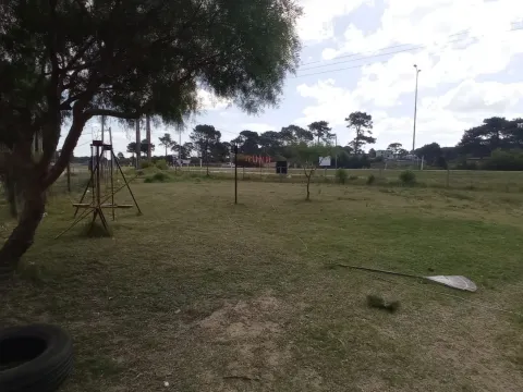 Terreno con mejoras y cartel rutero - Chihuahua — foto 3