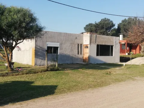 Terreno con mejoras y cartel rutero - Chihuahua — foto 5