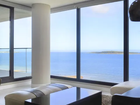 Apartamento en alquiler de temporada en Venetian Playa Mansa — foto 2