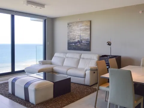 Apartamento en alquiler de temporada en Venetian Playa Mansa — foto 3