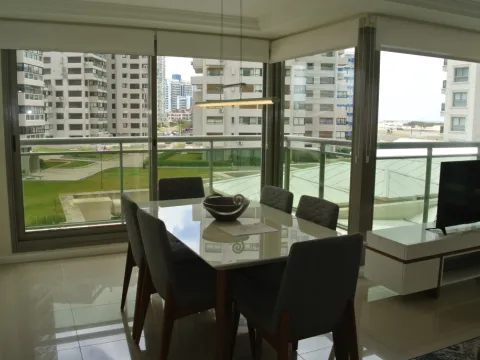 Apartamento en Alquiler Temporario, Playa Brava - AT2 6387 — foto 4