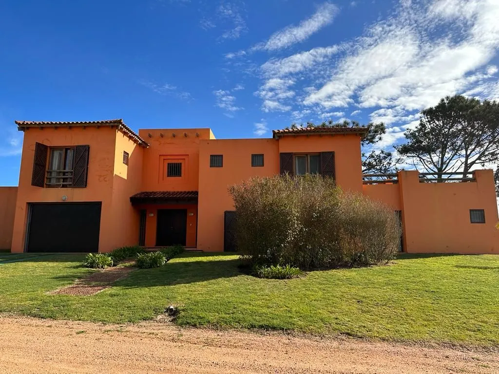 Alquiler temporada casa 3 dormitorios - Playa brava — foto 1