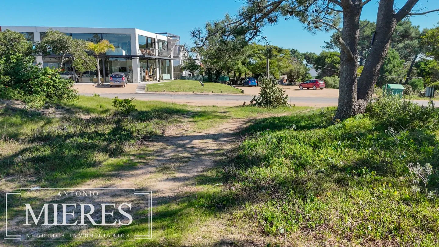 MAGNIFICO TERRENO DE 2.576 M2 - LA BARRA A PASOS DE RUTA 10 — foto 8