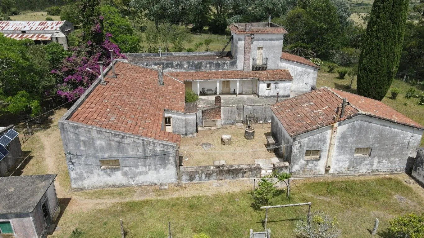 Campo de 1800ha  con casco antiguo Lavalleja — foto 2