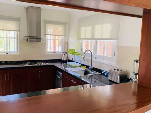 Alquiler de temporada casa 5 dormitorios- Playa Mansa — foto 5
