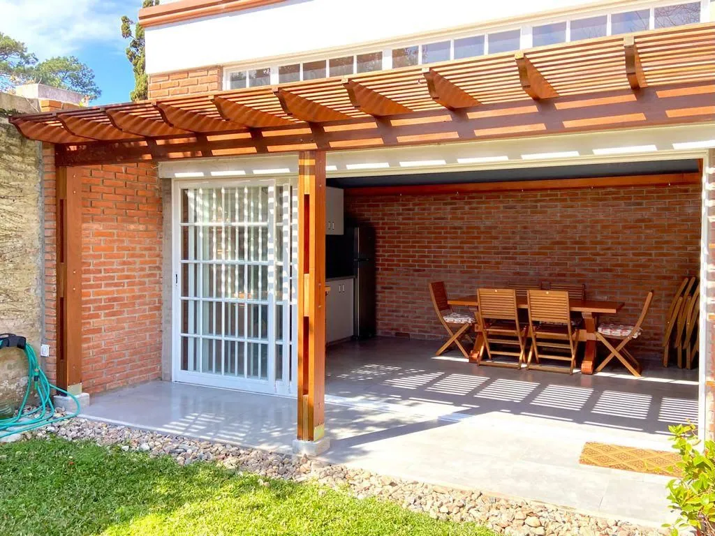 Alquiler de temporada casa 5 dormitorios- Playa Mansa — foto 8