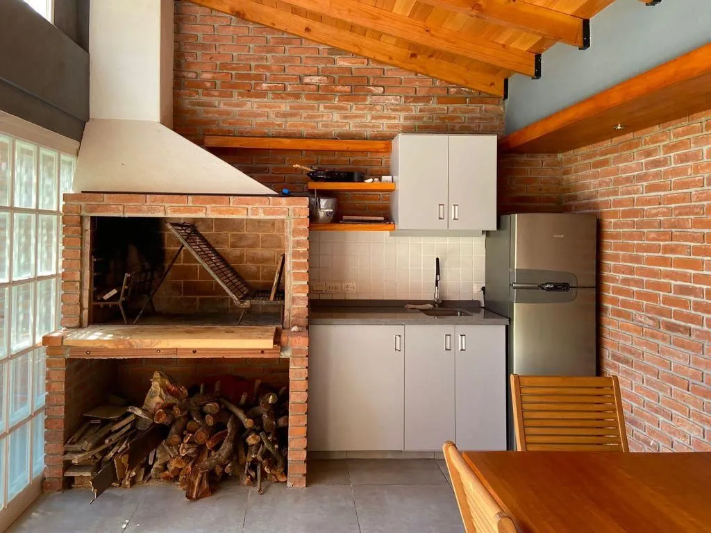 Alquiler de temporada casa 5 dormitorios- Playa Mansa — foto 9