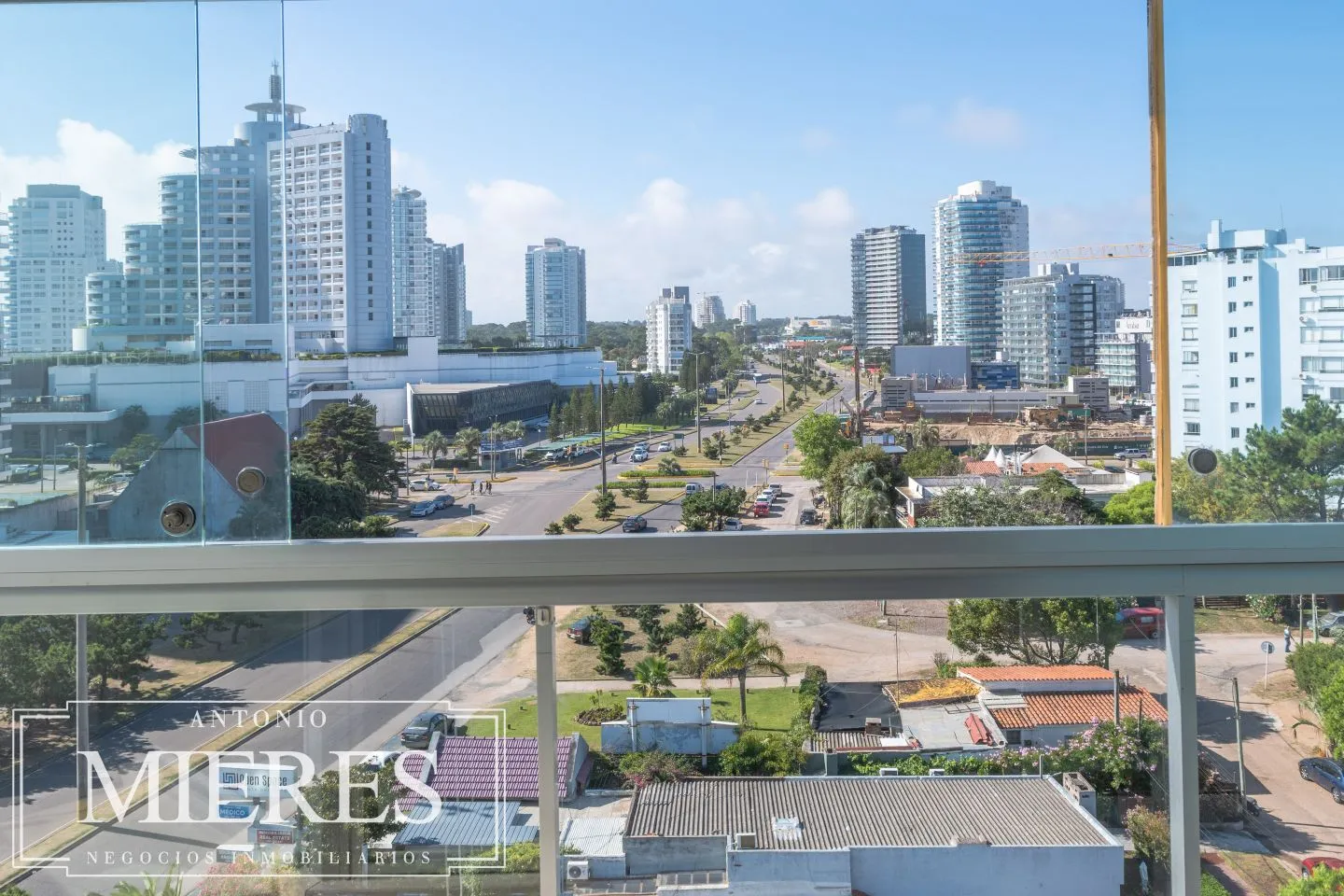 Venta apartamento 3 dormitorios - Playa Mansa — foto 6