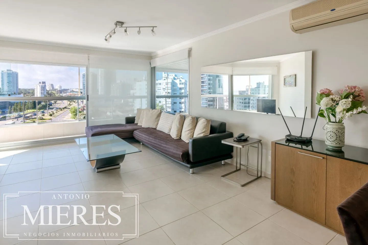 Venta apartamento 3 dormitorios - Playa Mansa — foto 8