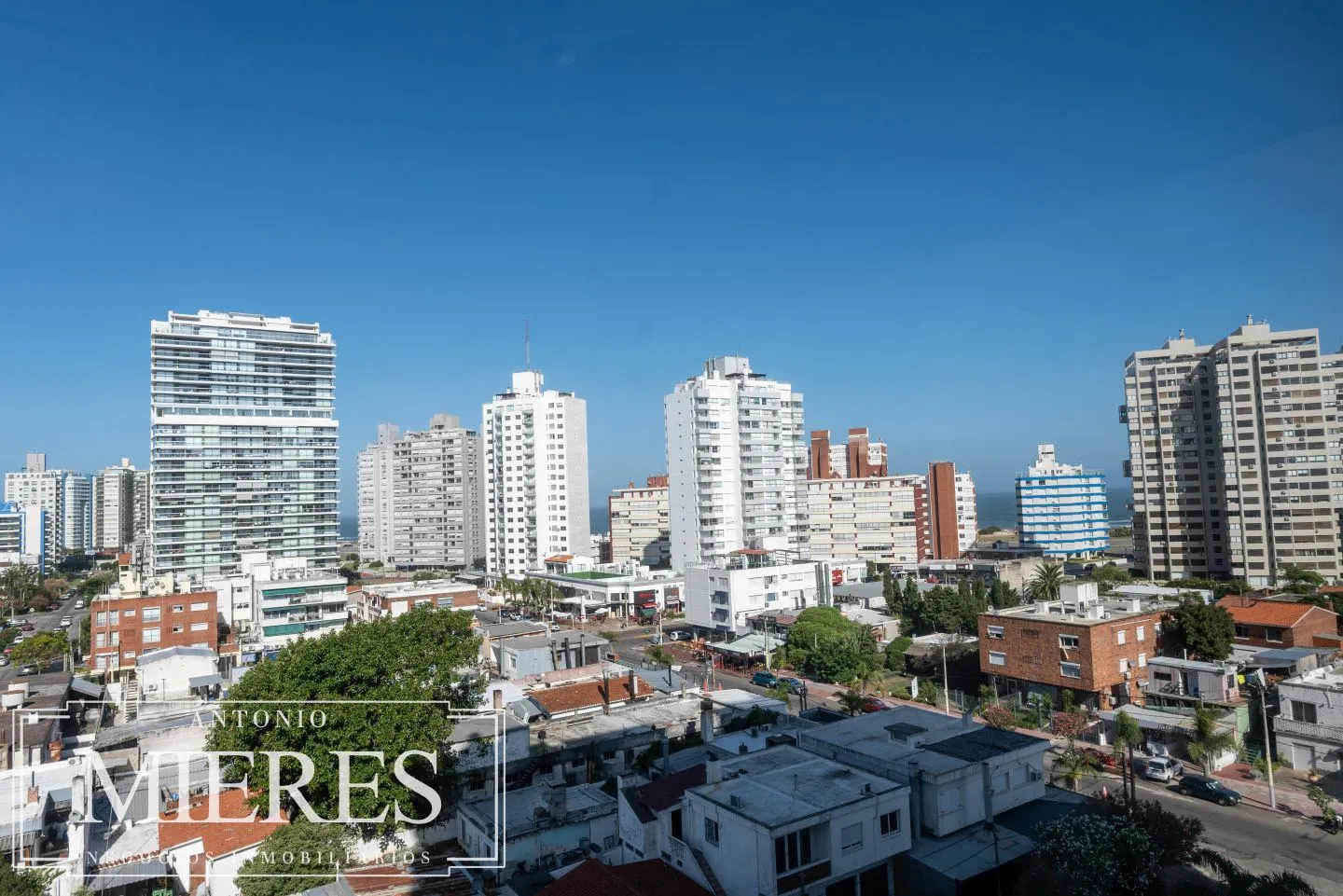 Venta apartamento 3 dormitorios - Playa Mansa — foto 14