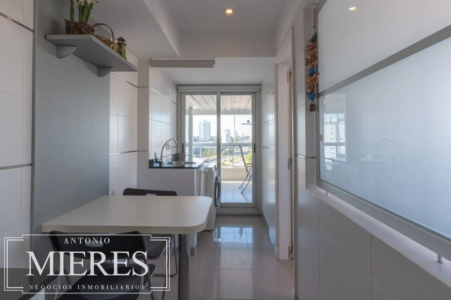 Venta apartamento 3 dormitorios - Playa Mansa — foto 24